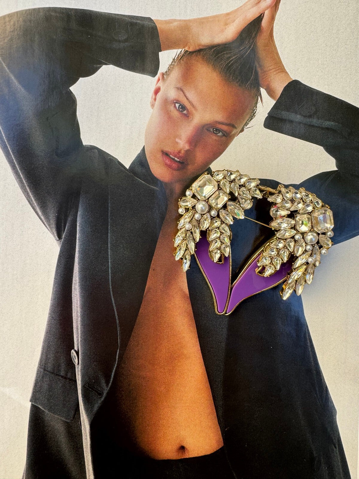 Heart Brooch Love Pin Gift Box Women Unisex Pin Free Shipping 2-5 Days