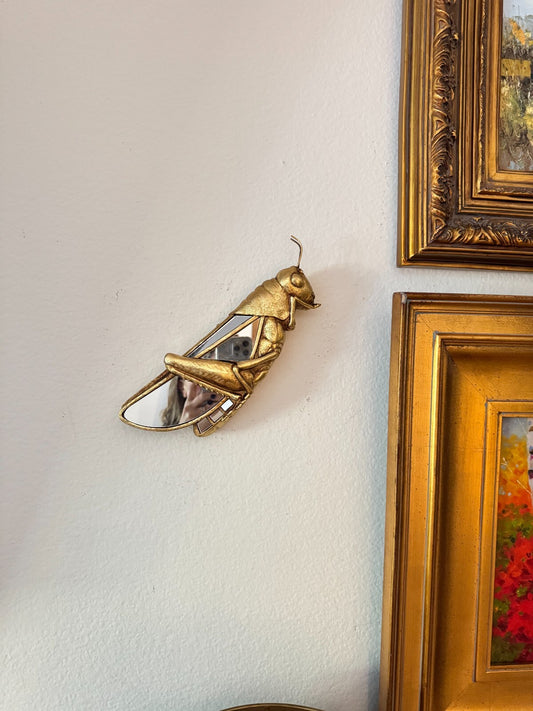Resin Gold-Plated Grasshopper Mirror Wall Art - Unique Decorative Hanging