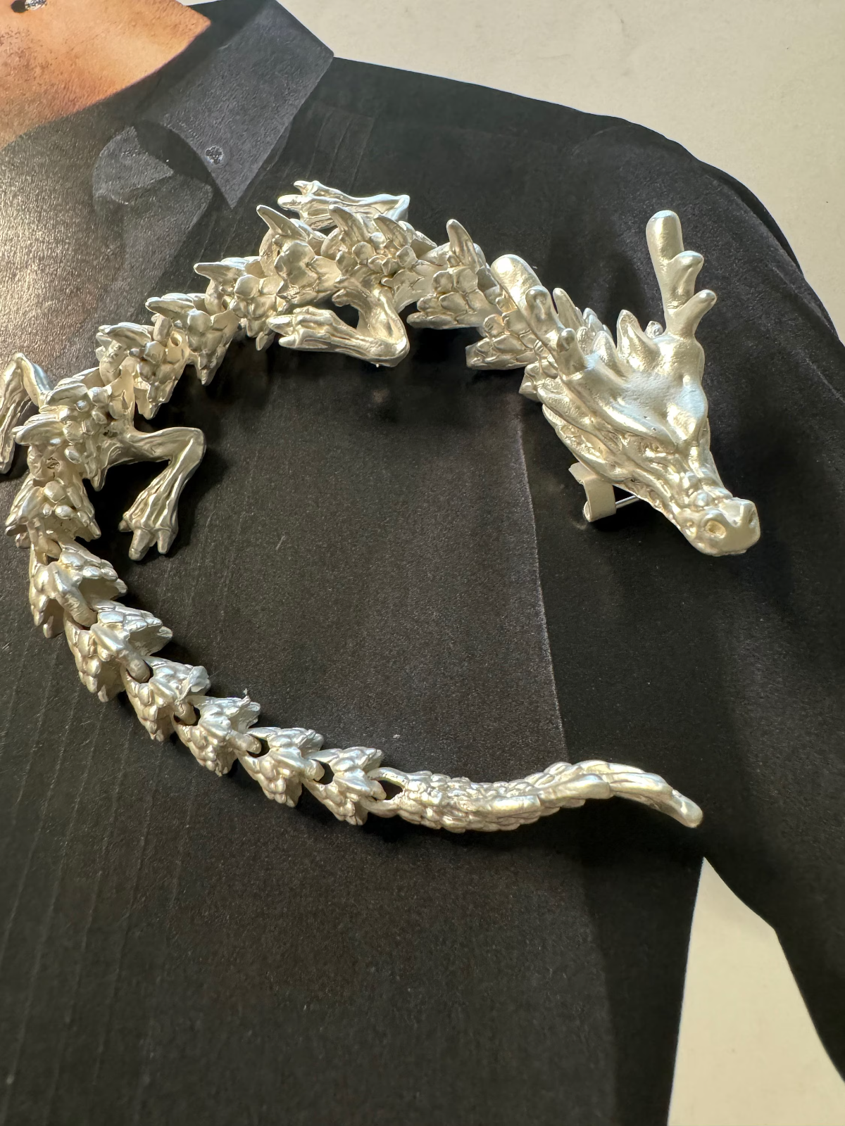 Long Dragon Brooch Gift Box Women Man Unisex Pin Free Shipping 2-5 Days