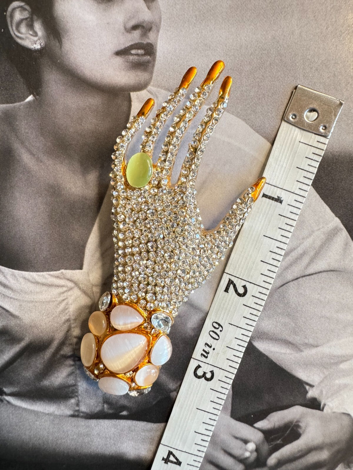 Rhinestone Hand Brooch| Gift Box |Women Unisex| Free Shipping 2-5 Day