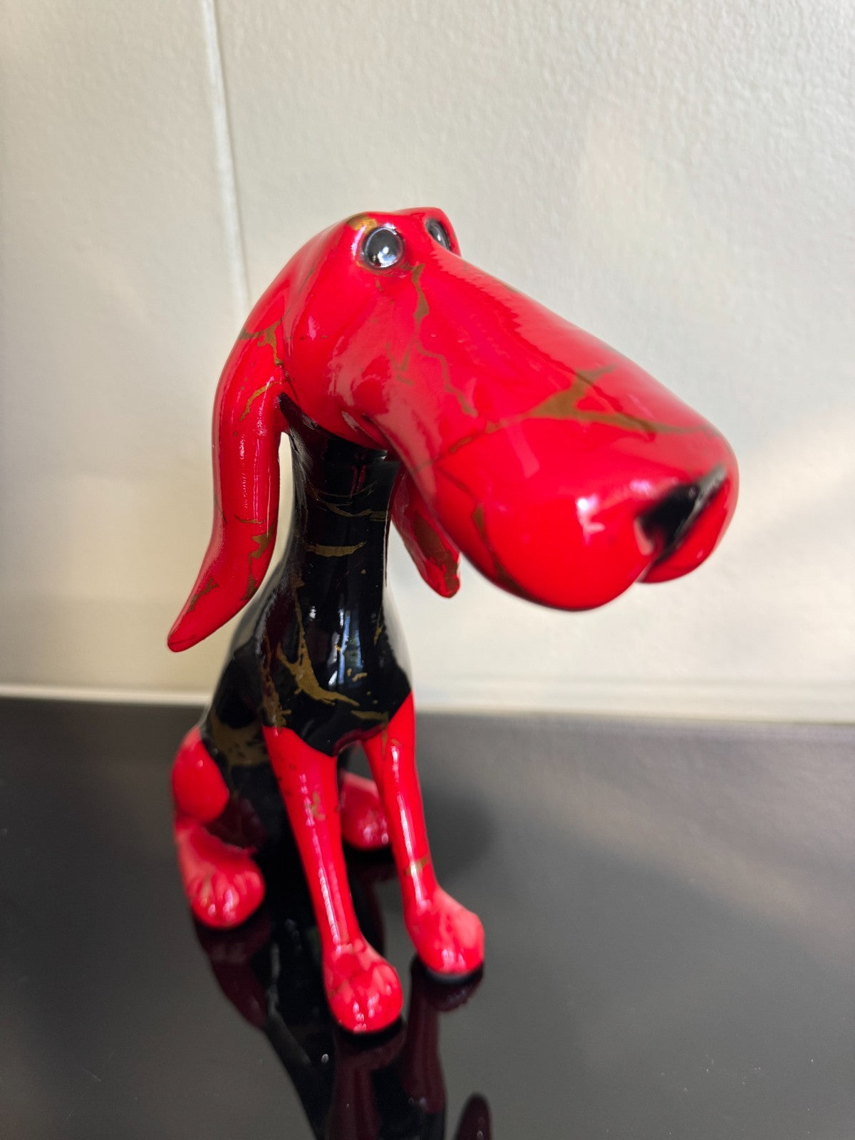 Modern Red & Black Resin Dog Figurine – 8.5” Abstract Hound Sculpture Brand New
