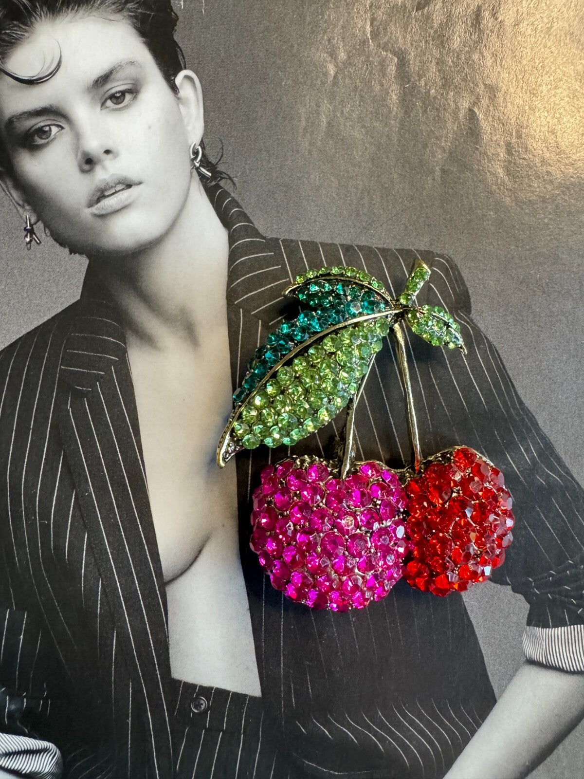 Rhinestone Cherry Set  Brooch and   Earrings Gift Box  Free Shipping 2-5 Day