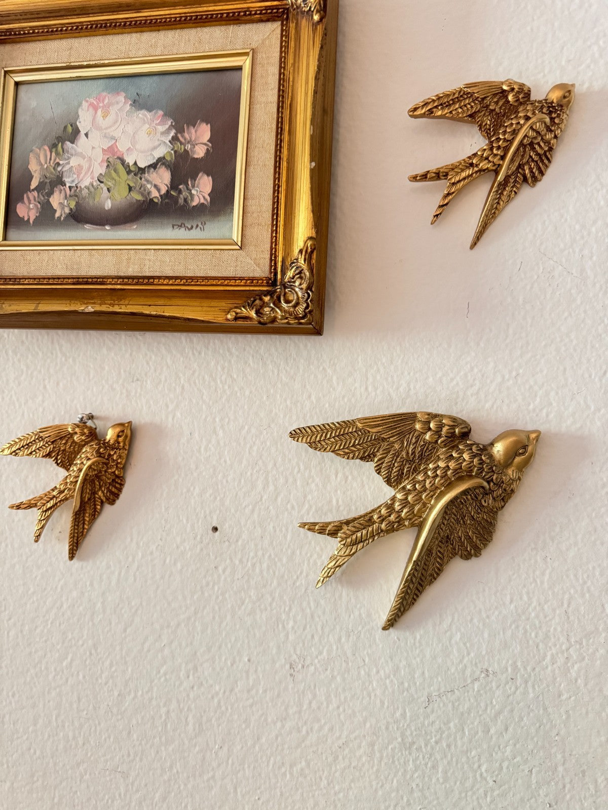 Golden Resin Flying Swallows Wall Decor – Set of 3 Birds (1 Large 7”, 2 Small 5”