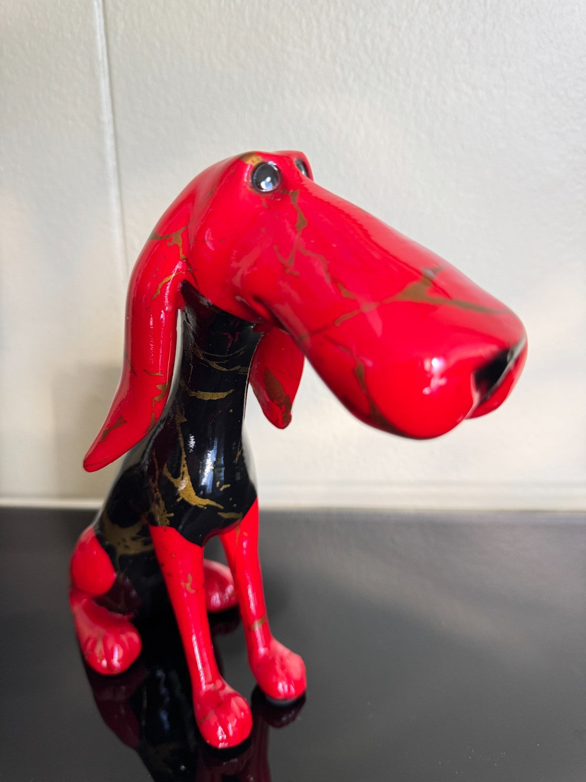 Modern Red & Black Resin Dog Figurine – 8.5” Abstract Hound Sculpture Brand New