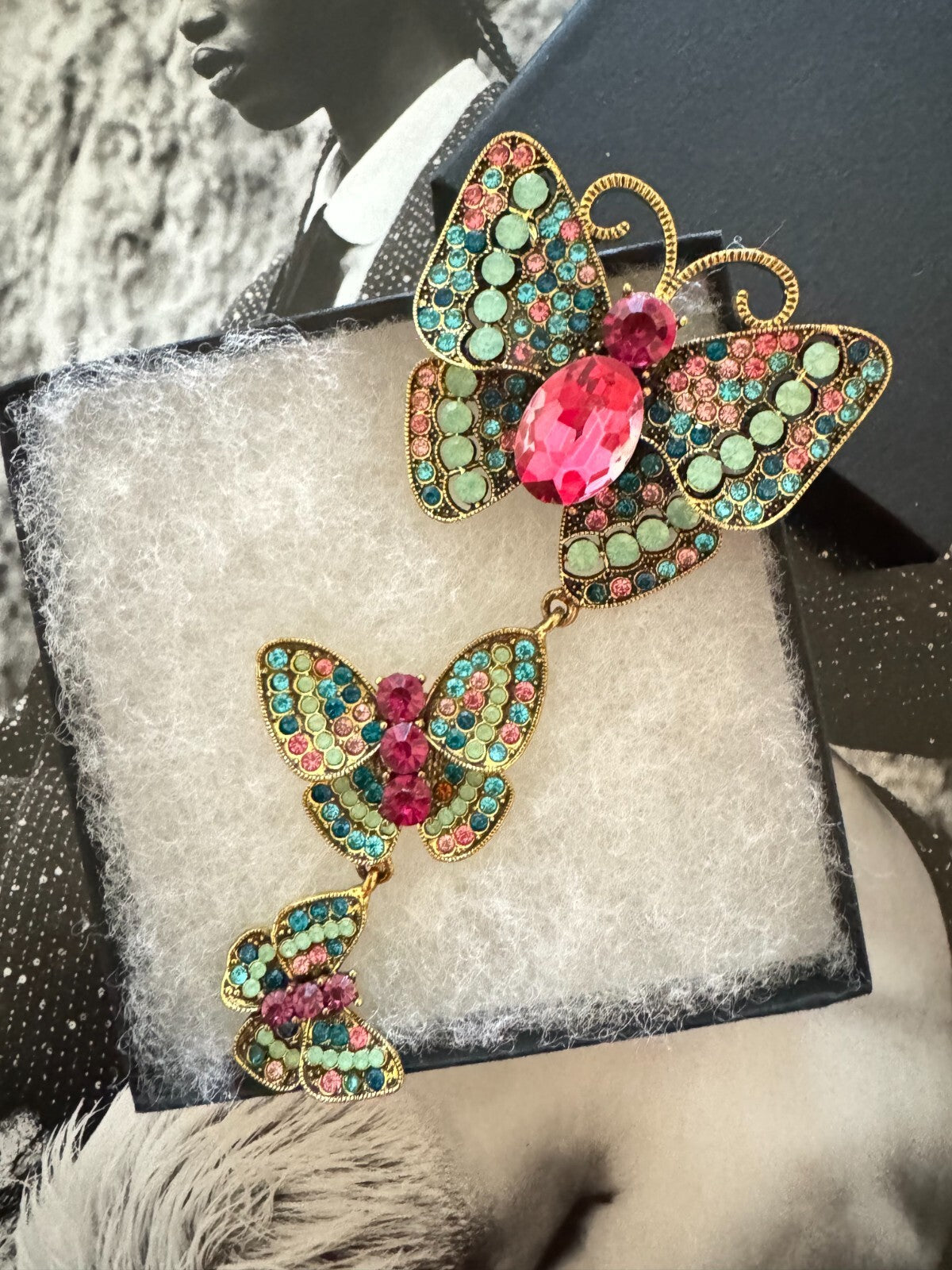 Long Butterly Pendant Brooch Gift Box Women Pin  Free  Shipping 2-5 Days