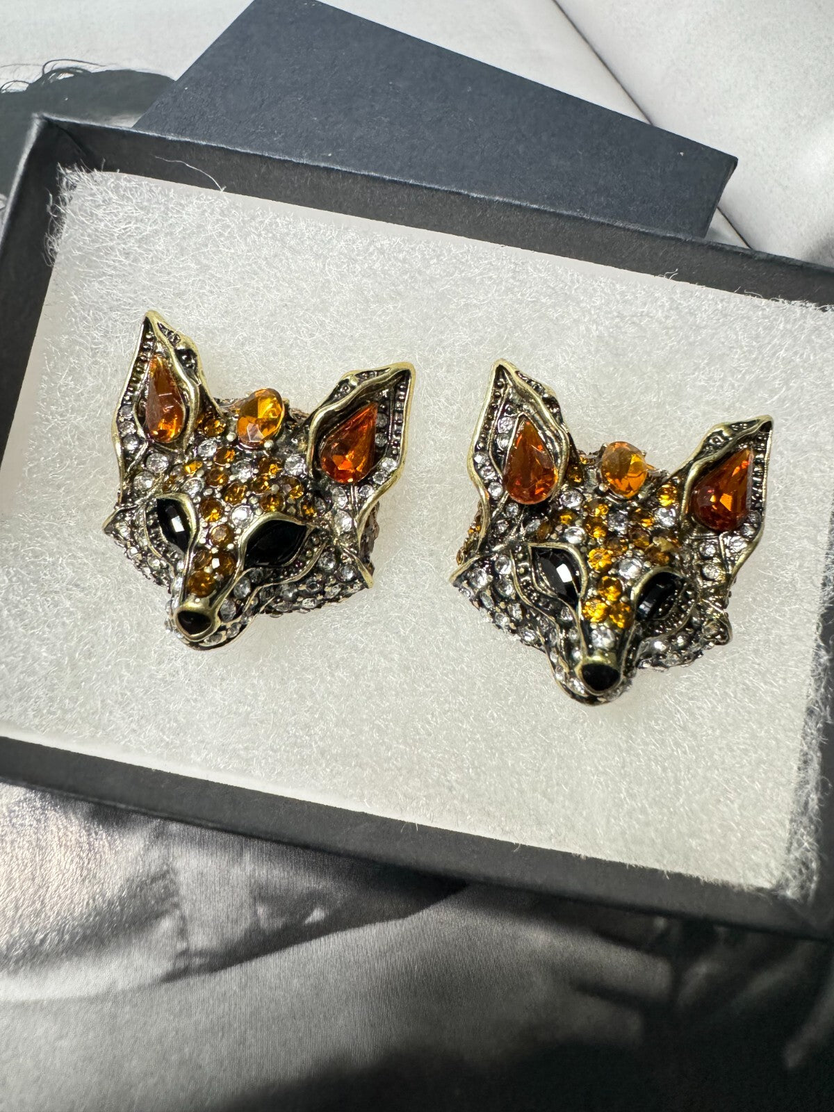 Set Of Jewelry Necklace, Brooch, Earring  Gift Box  Fast Free Shipping