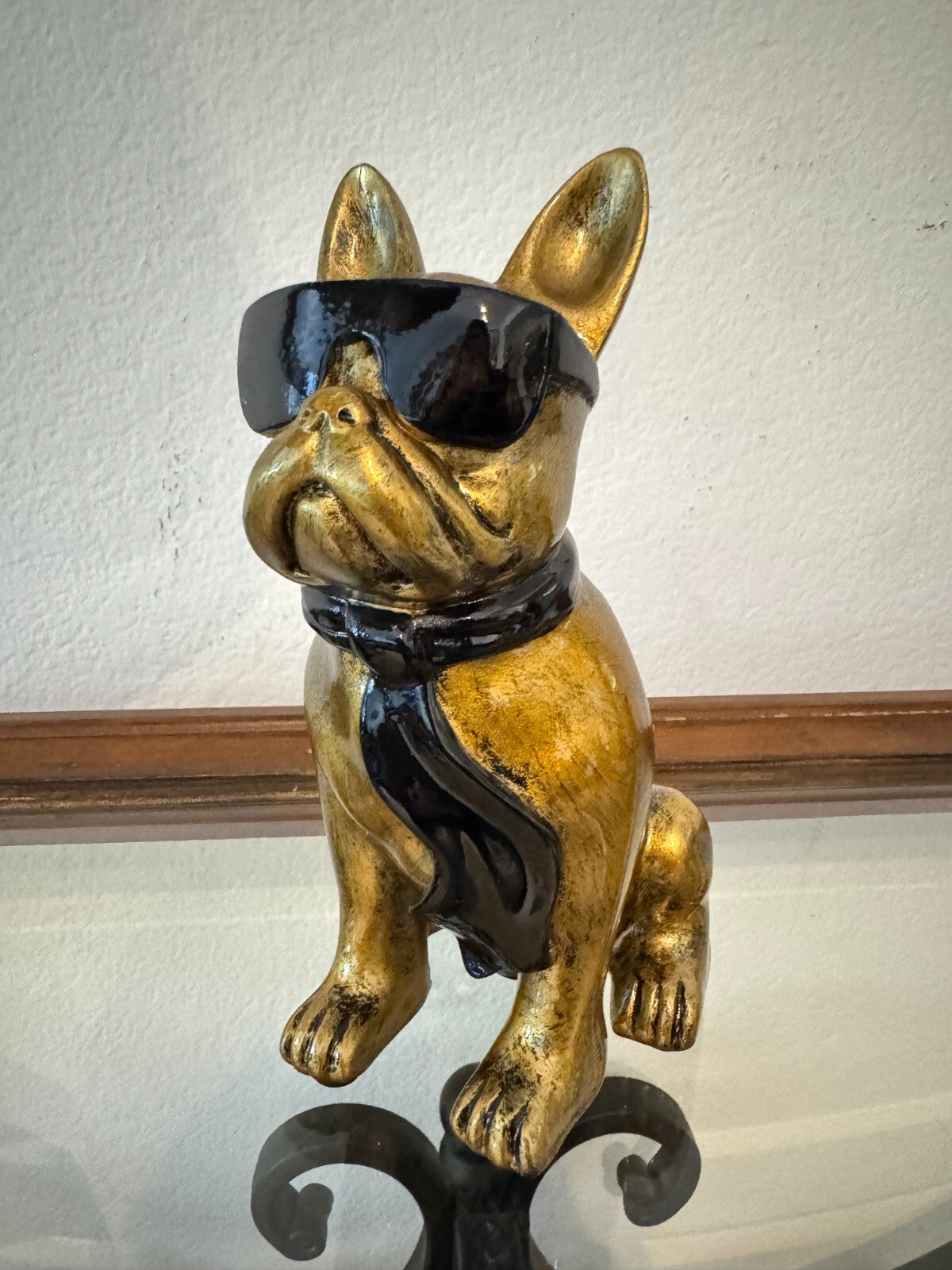 Gold Resin French Bulldog Figurine with Sunglasses & Scarf – Cool Modern Decor.