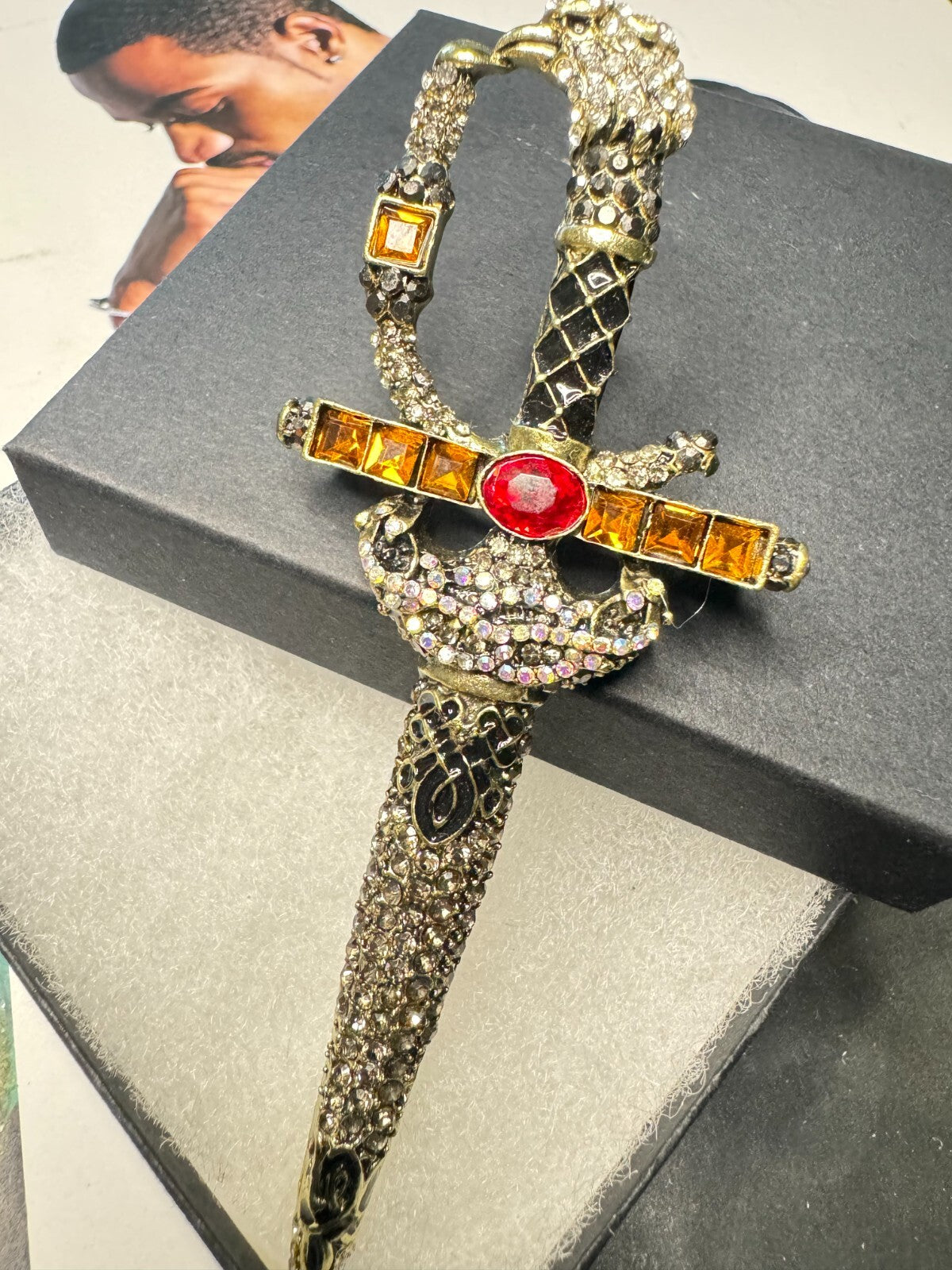 Rhinestone Dragger Brooch Pendant  Gift Box Women unisex Free Shipping 2-5 Day