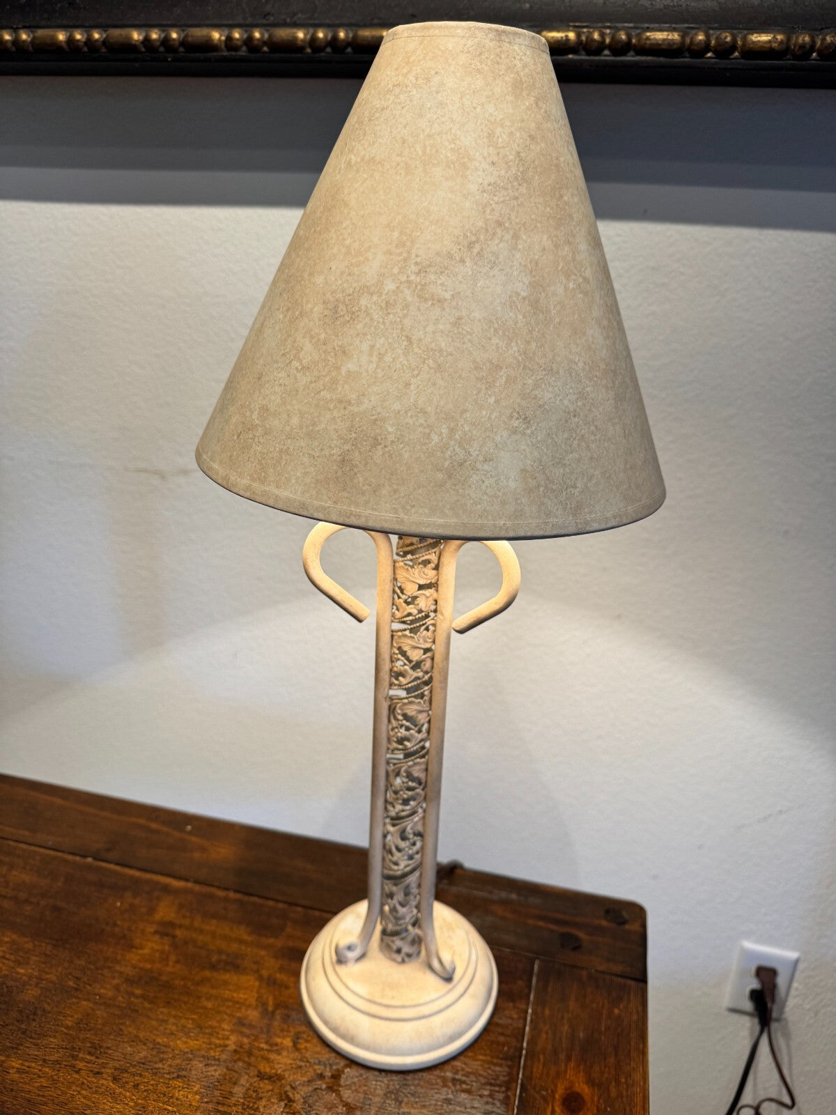 Vintage Beige Ornate Table Lamp with Textured Shade - Elegant Design