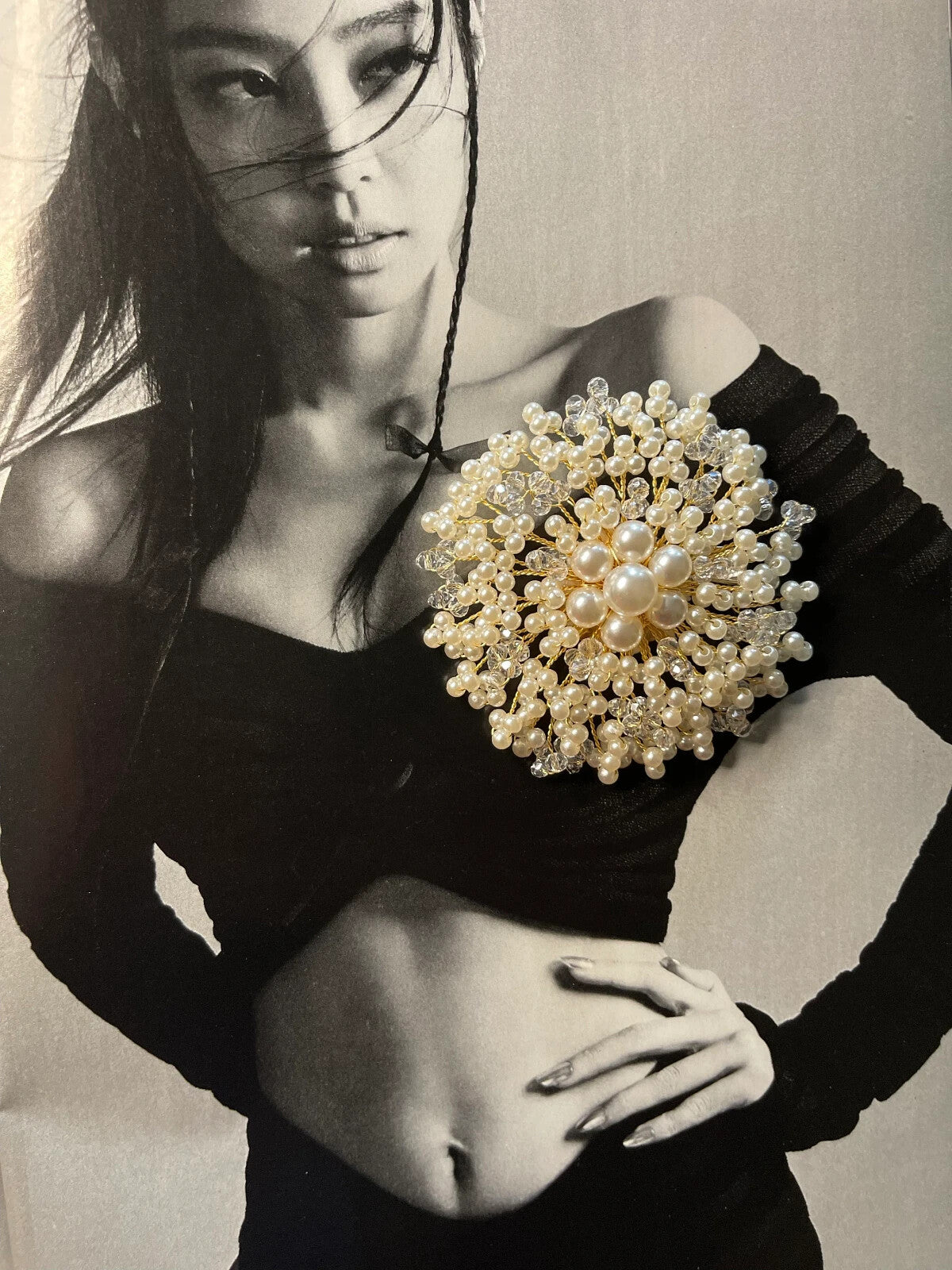 Rhinestone Pearls Brooch Women Unisex Pin Vintage Fashion Free Shipping 2-5 Days