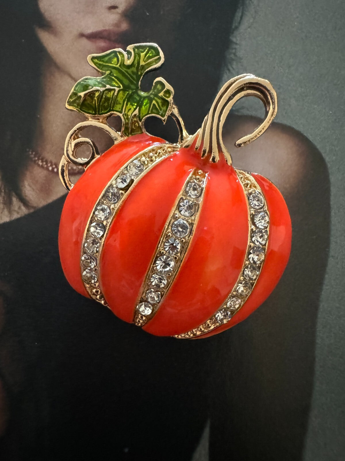 Rhinestone Pumpkin Brooch Halloween Party Pin Women unisex Free Shipping
