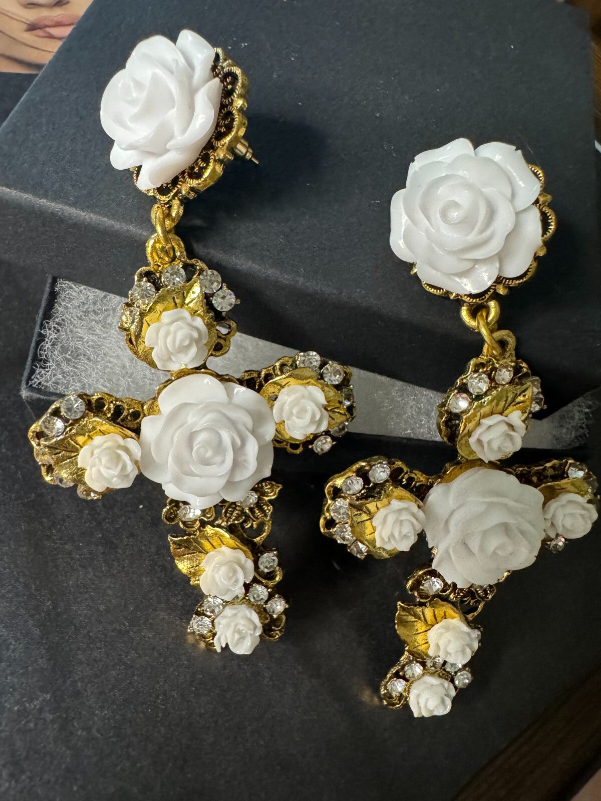 Roses Cross Earring| Fashion Vintage Accessory|  Pin Free Shipping 2-5 Days