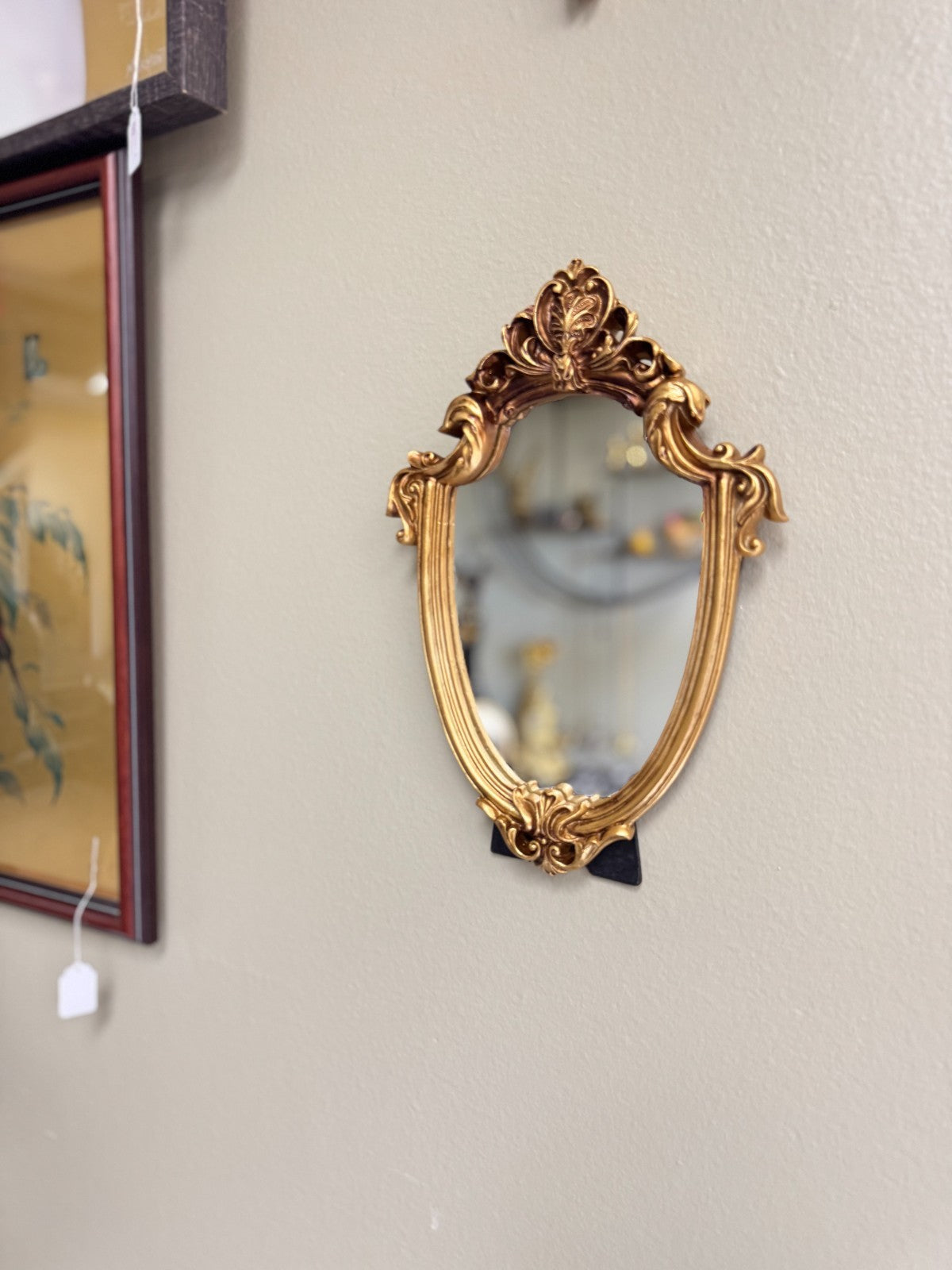 Vintage-Style Ornate Gold Oval Mirror – Baroque Rococo Resin Frame – 11”