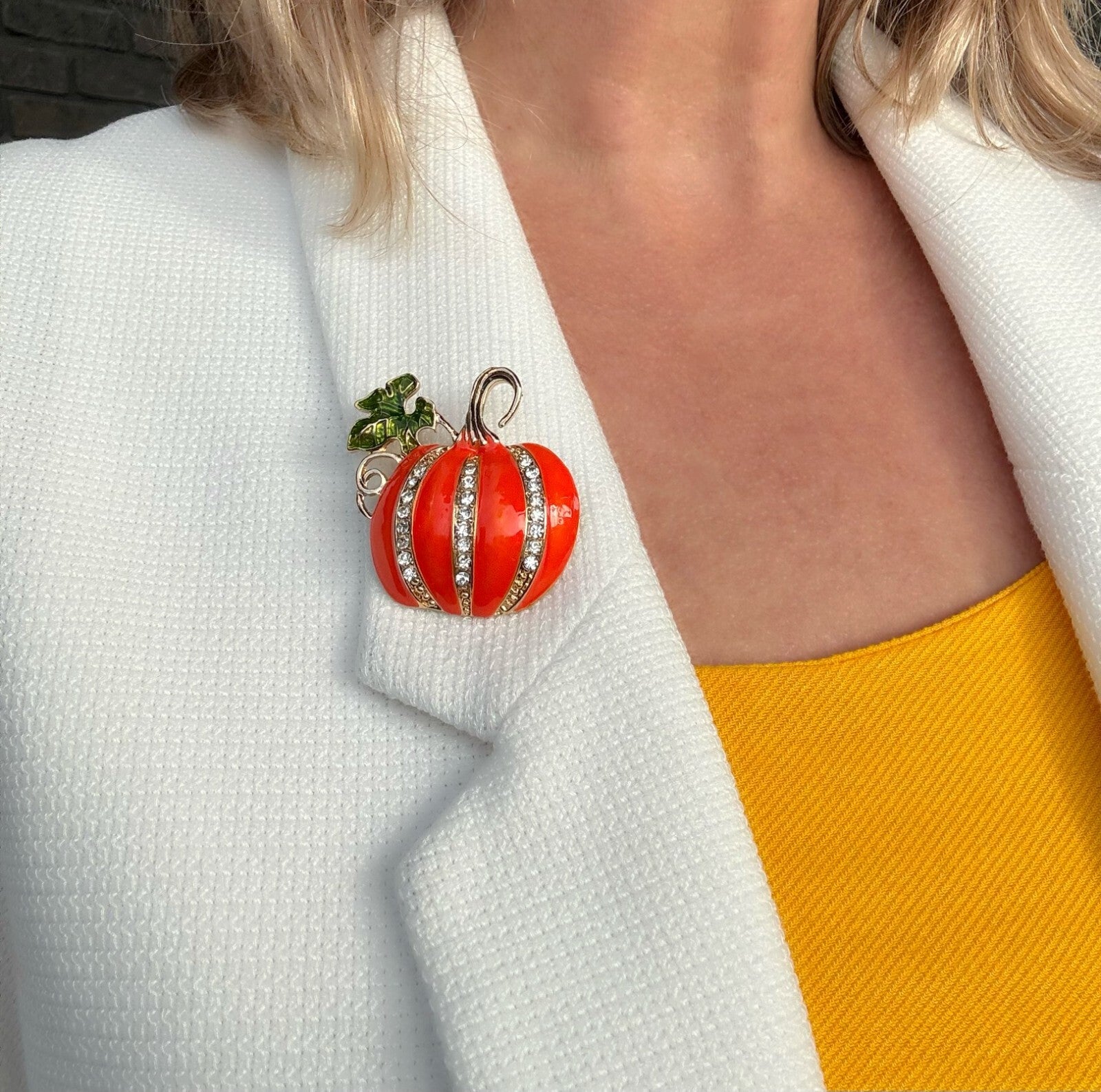 Rhinestone Pumpkin Brooch Halloween Party Pin Women unisex Free Shipping