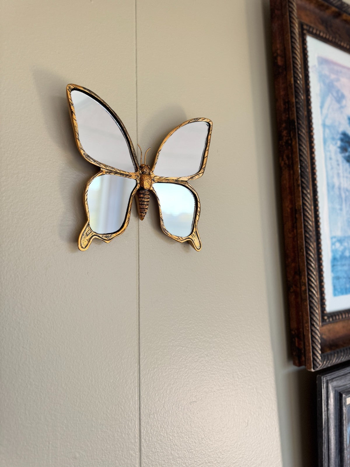 Gold Resin Butterfly Wall Decor with Mirror Inlay – 9” x 8” Brand New