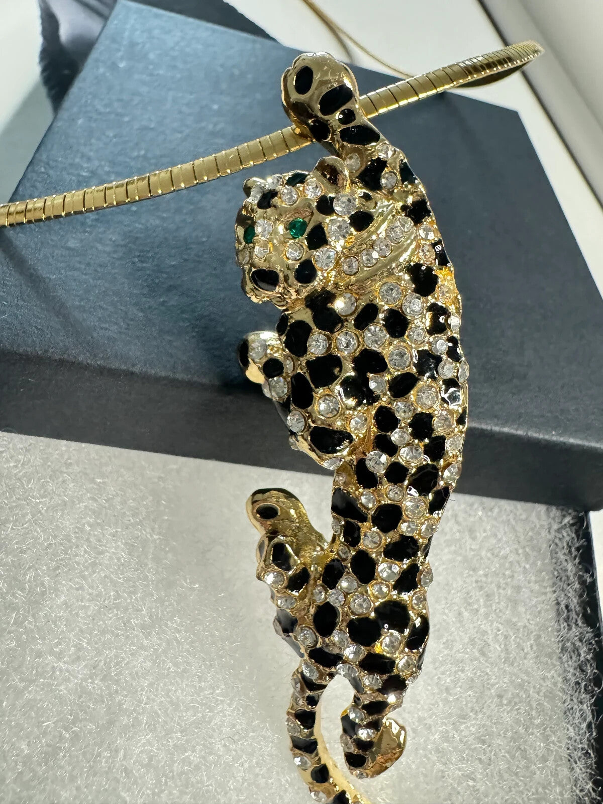 Rhinestone Panther Brooch Pendant   Women Unisex Pin  Free Shipping 2-5 Day