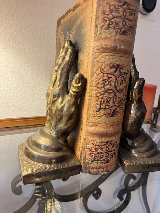 Vintage Brass Praying Hands Bookends – Heavy Solid Metal Religious Decor