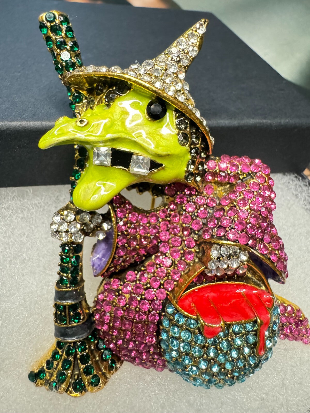 Rhinestone Witch Brooch Halloween Party Pin Women Unisex Free Shipping 2-5 Days