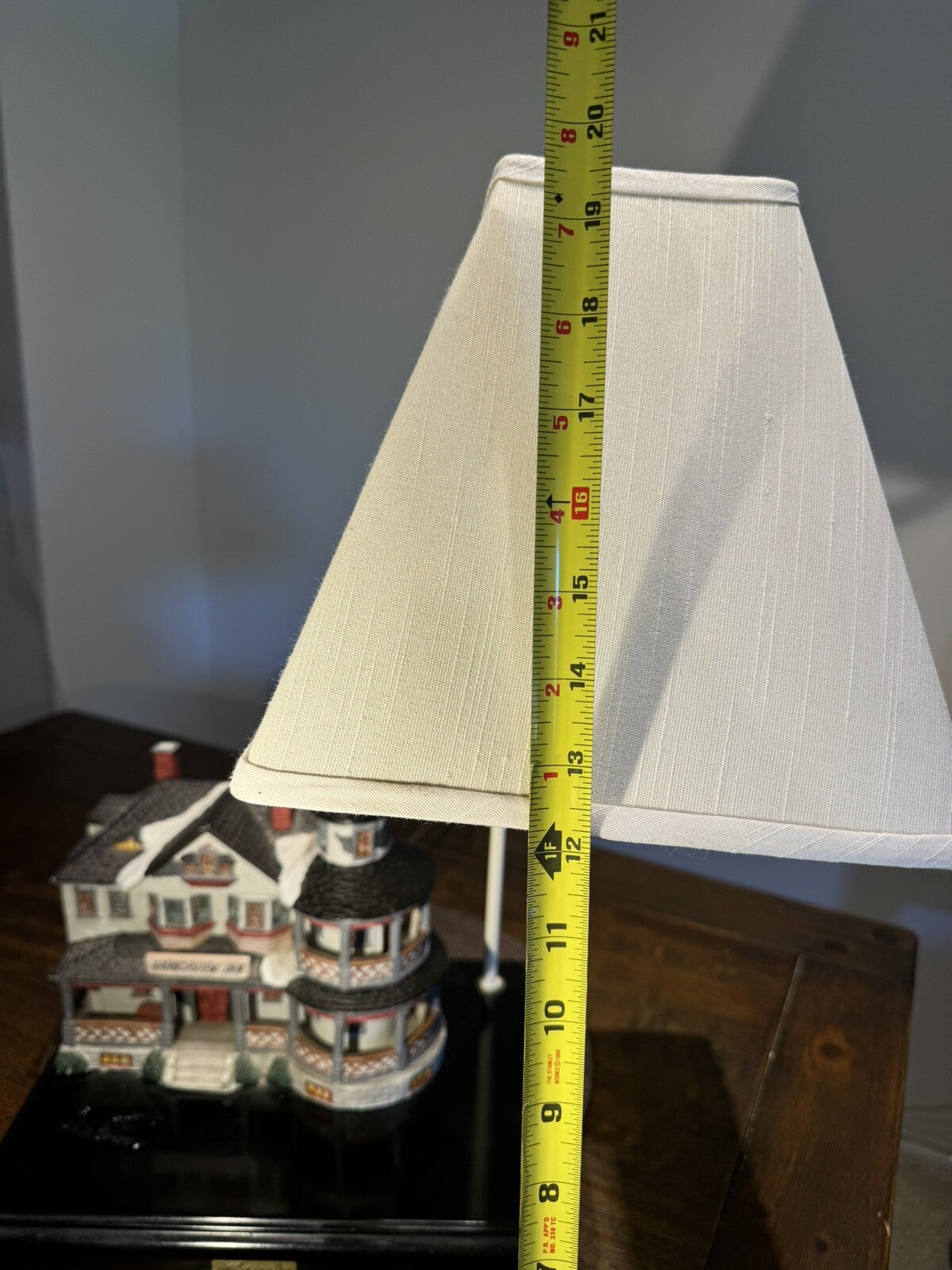 Vintage Mid Century Retro 1950-1970 Lamp Harborview Inn Hotel Toy
