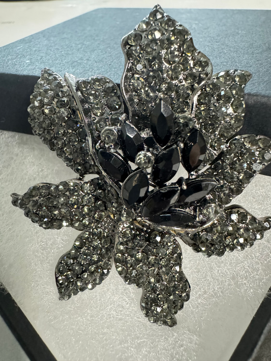 Black  Orchid Brooch Gift Box Women Unisex  Pin Vintage  Free Shipping 2-5 Days