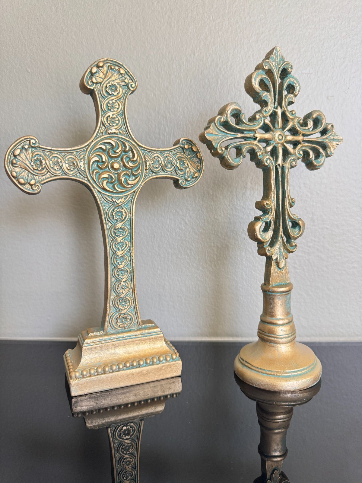 Set of 2 Decorative Resin Crosses – Gold & Aqua Patina Finish, 9'' Tall