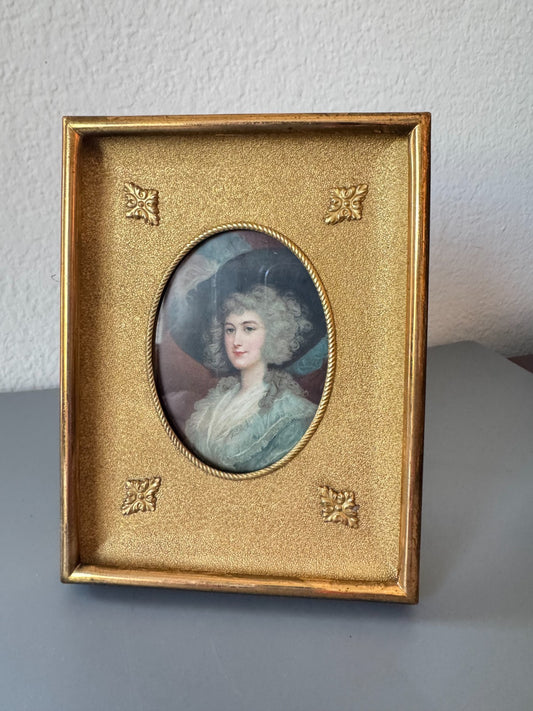 Antique Miniature portrait of a woman.18-19th-century Gold Frame 5x6.5” Oval