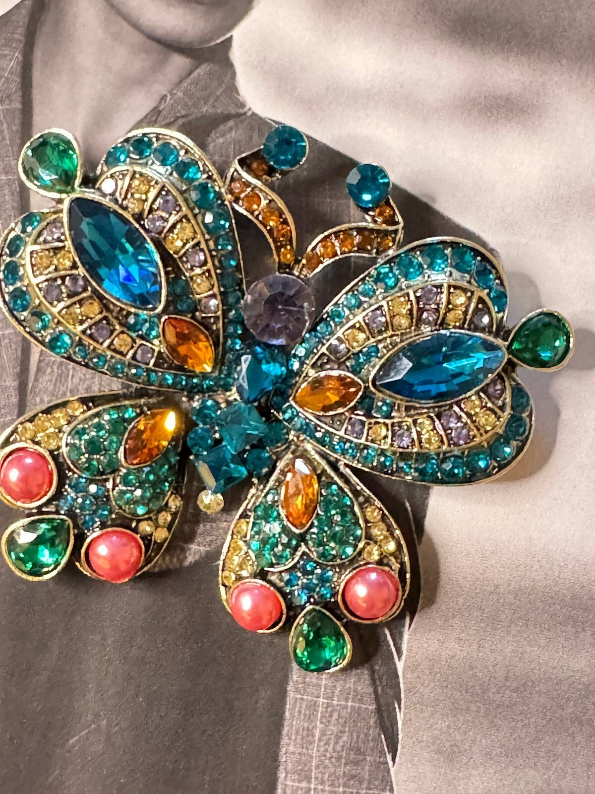 Rhinestone Butterfly Brooch Women Unisex Pin Party Casual Free Shipping