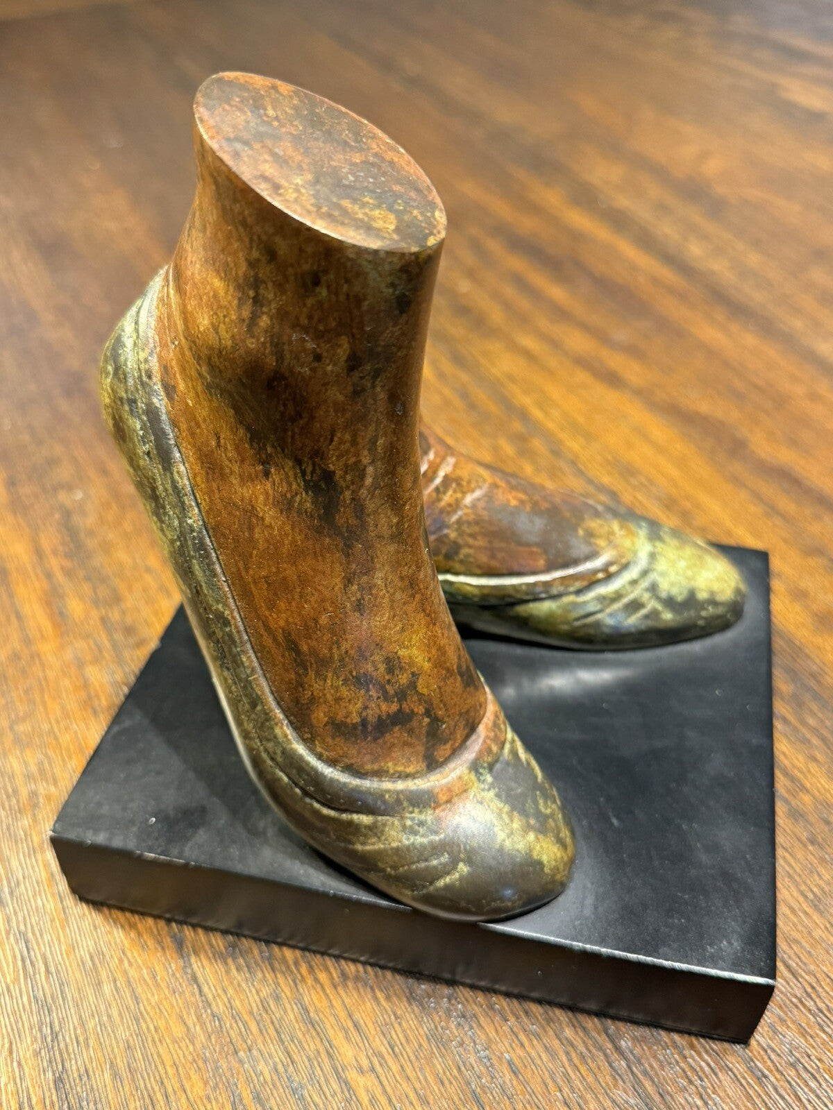 Antique-Style Bronze Ballet Shoe Figurine – Beautifully Crafted Collectible