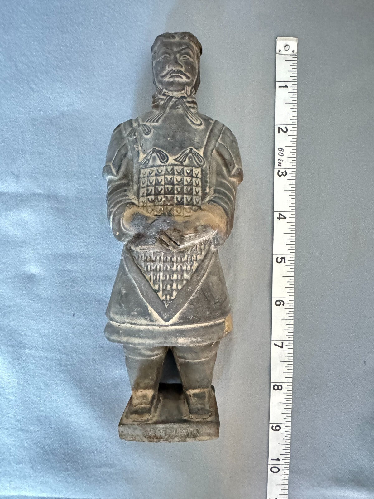 2 Vintage Chinese Terracotta Statues Warriors Soldiers   Figurine Hand -Carver