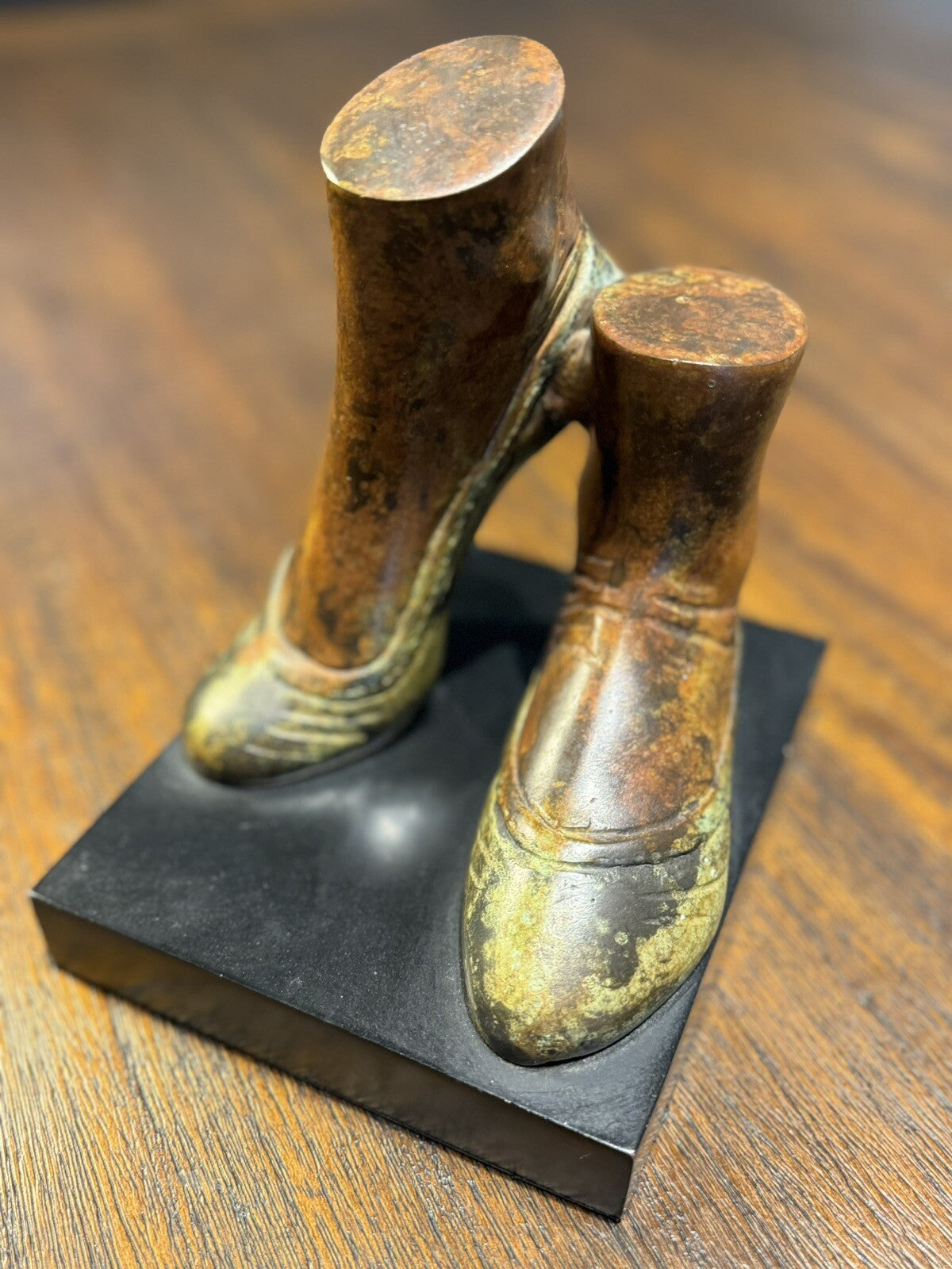 Antique-Style Bronze Ballet Shoe Figurine – Beautifully Crafted Collectible