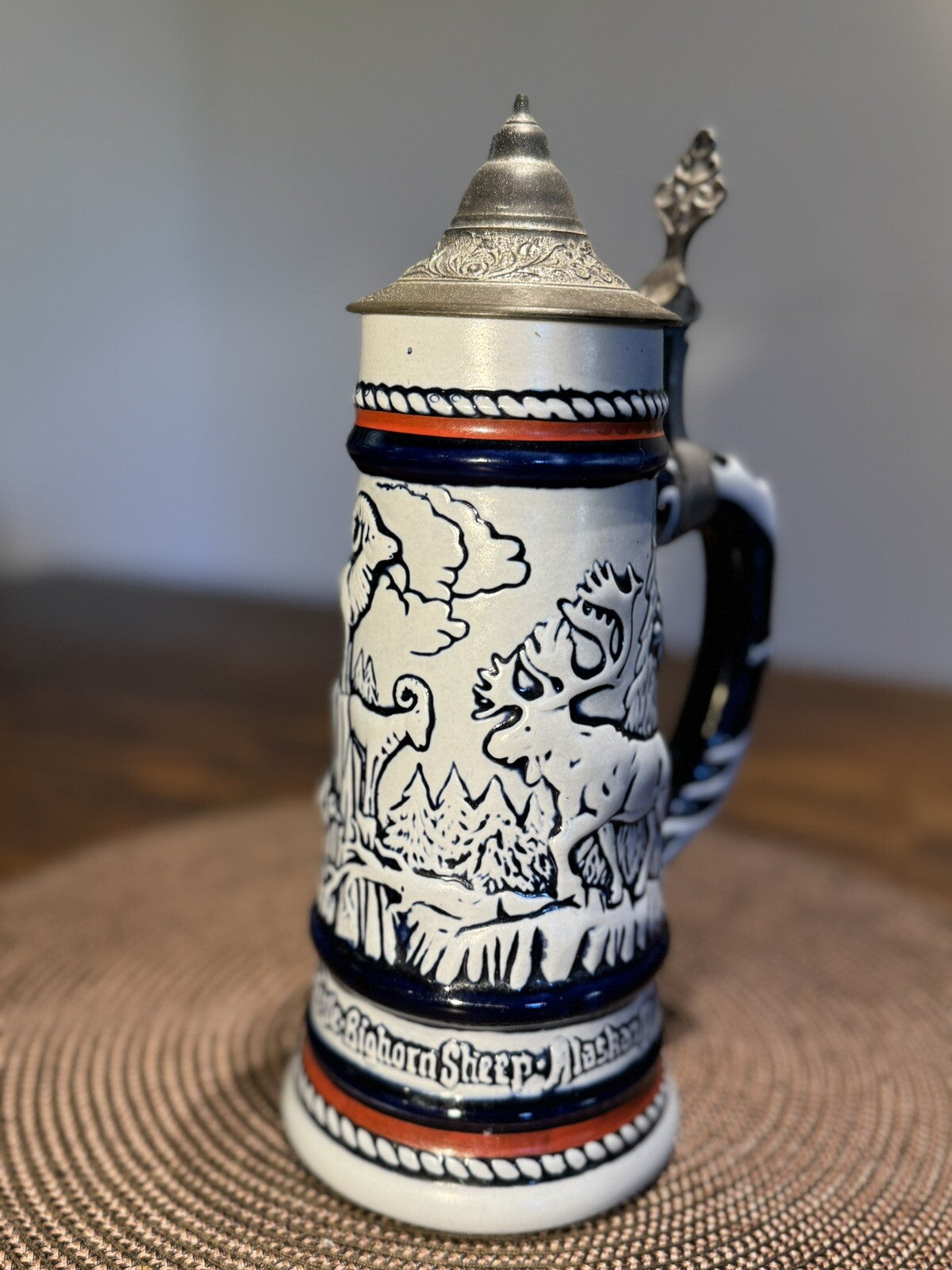 VINTAGE Original 1976 AVON WILD COUNTRY CERAMARTE LIDDED BEER STEIN