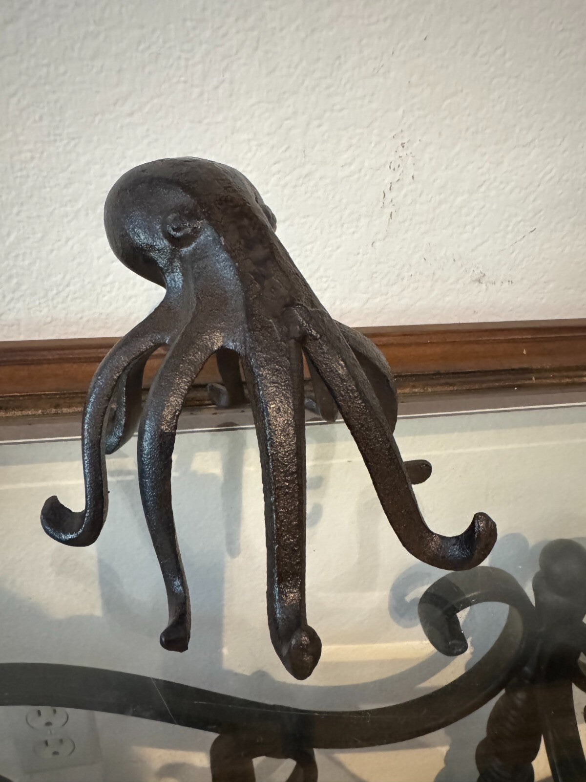 Cast Iron Octopus Phone Holder For Desk Home Decor Collectible