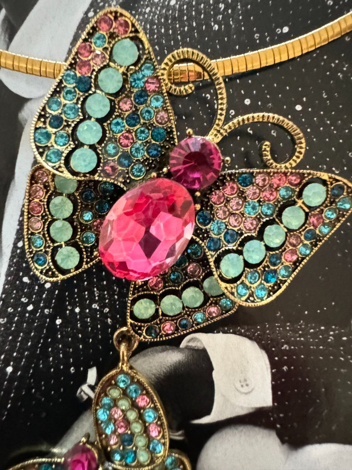 Long Butterly Pendant Brooch Gift Box Women Pin  Free  Shipping 2-5 Days
