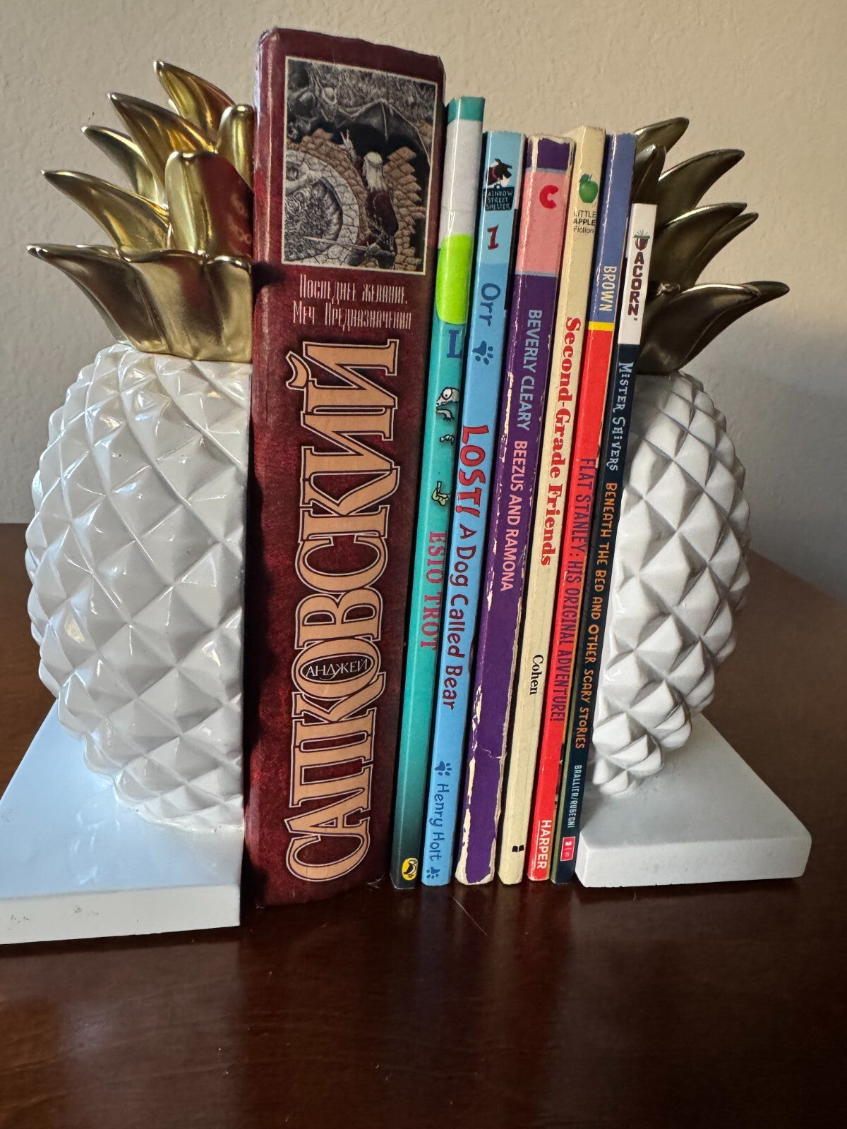 Pineapple Bookends - White Ceramic with Gold Accents, 7 Inches Tall”