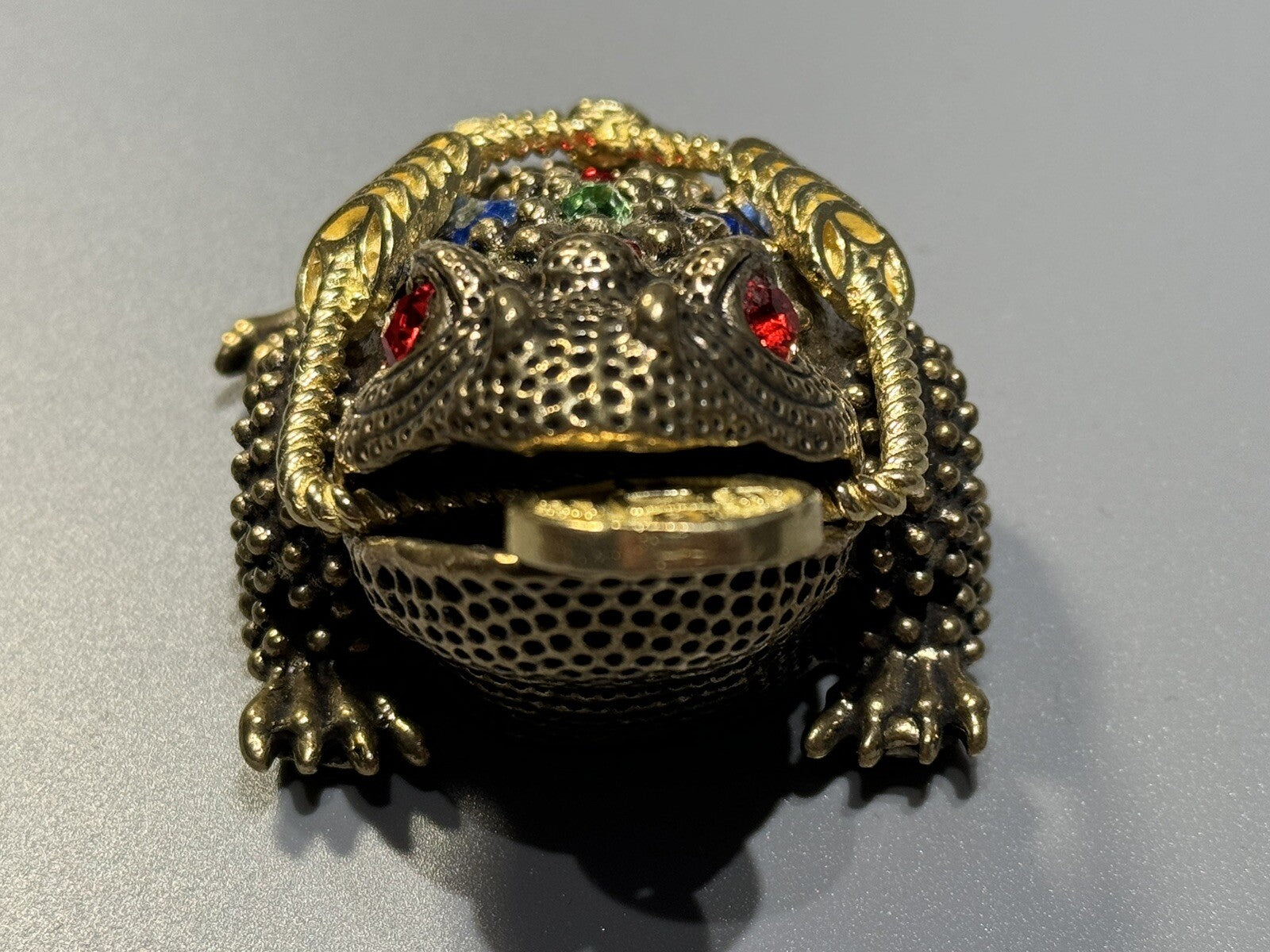 Collectible Miney Frog  Miniture Figurines  Collectible Luck Talisman For Money