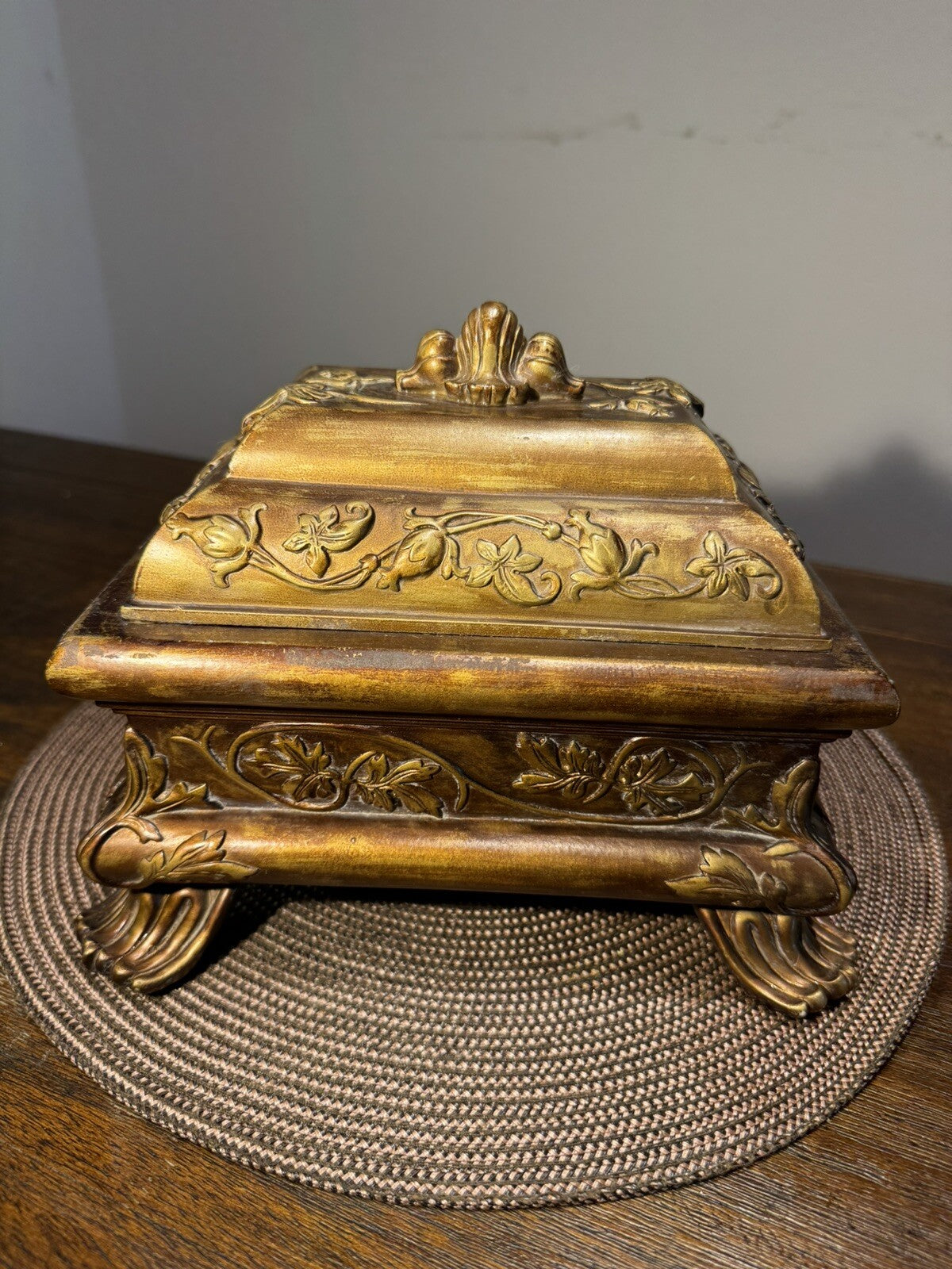 Vintage Handcrafted Jewelry Box Antic Style Design Stone