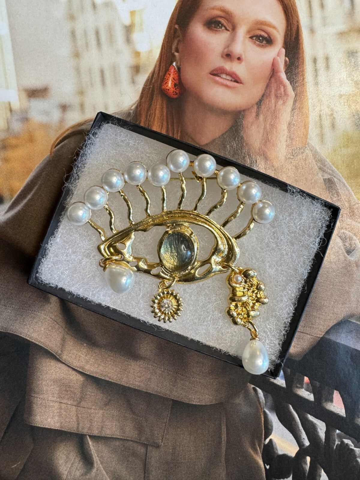 Pearl Eye Brooch| Casual  Party Pin |Women Unisex| Free Shipping 2-5 Day