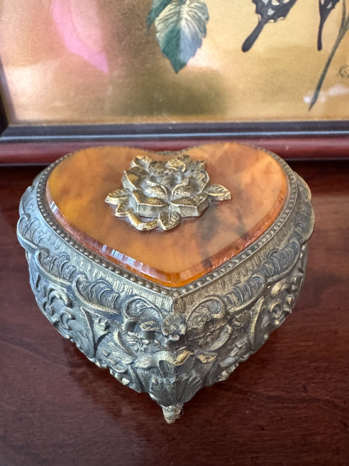 Vintage Heart-Shaped Musical Jewelry Box – Ornate Floral Metal with Amber-Look