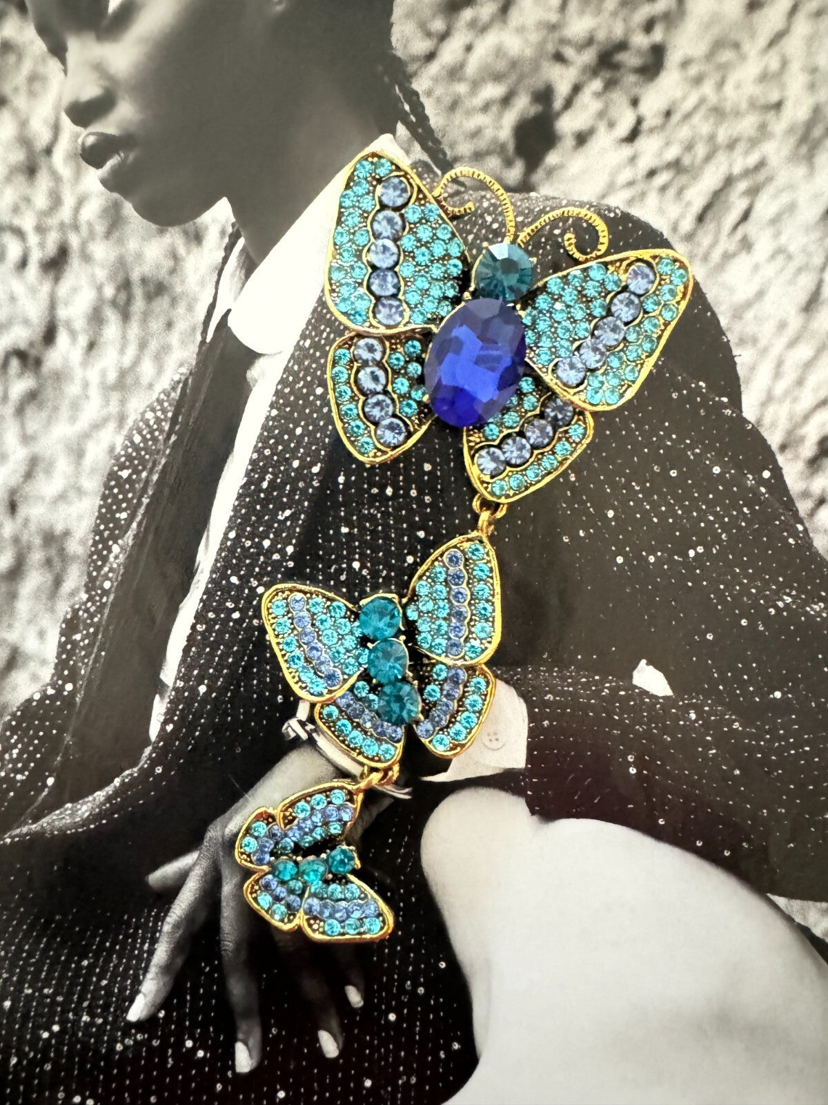 Long Butterly Pendant Brooch Gift Box Women Pin  Free  Shipping 2-5 Days