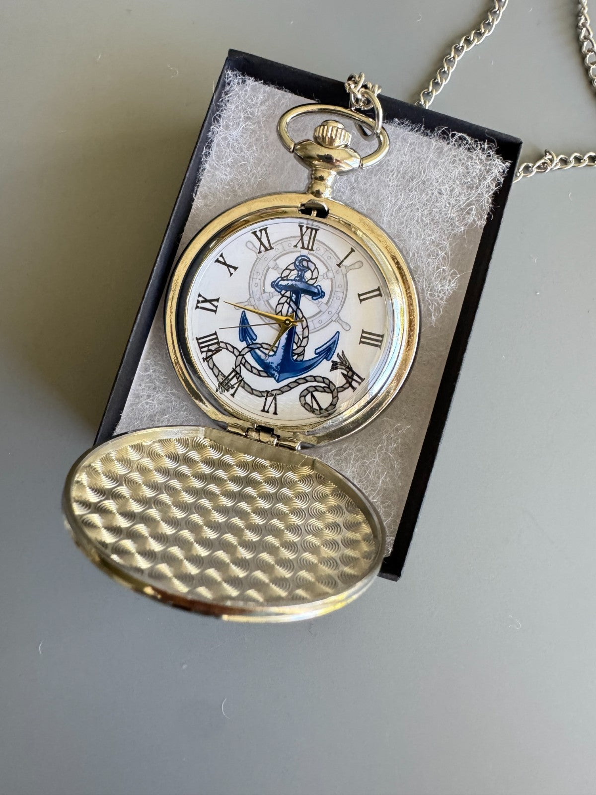 Nautical Anchor Pocket Watch with Chain – Silver & Gold Tone Maritime Design, Gi