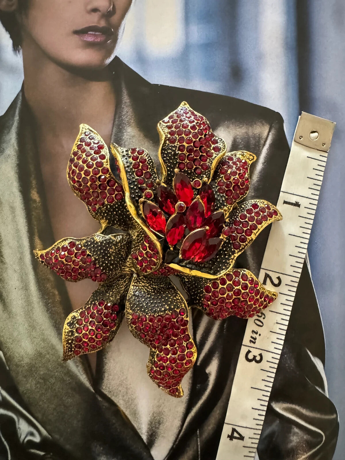 Orchid Brooch Fast Free Shipping   Gift Box Women Unisex Party Pin Brooches
