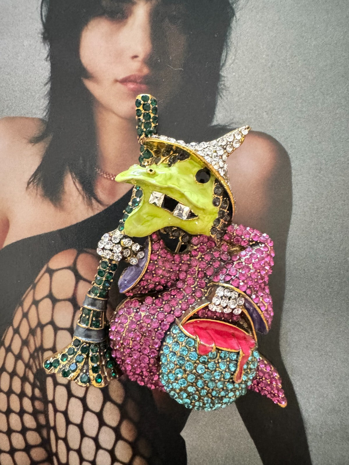 Rhinestone Witch Brooch Halloween Party Pin Women Unisex Free Shipping 2-5 Days