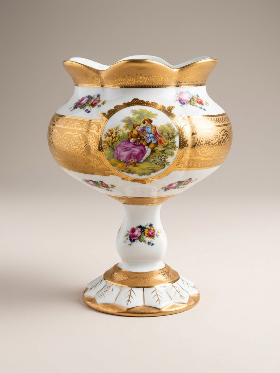 Vintage Fragonard Romeo & Juliet Gold Gilt Porcelain Vase Urn Set of Two