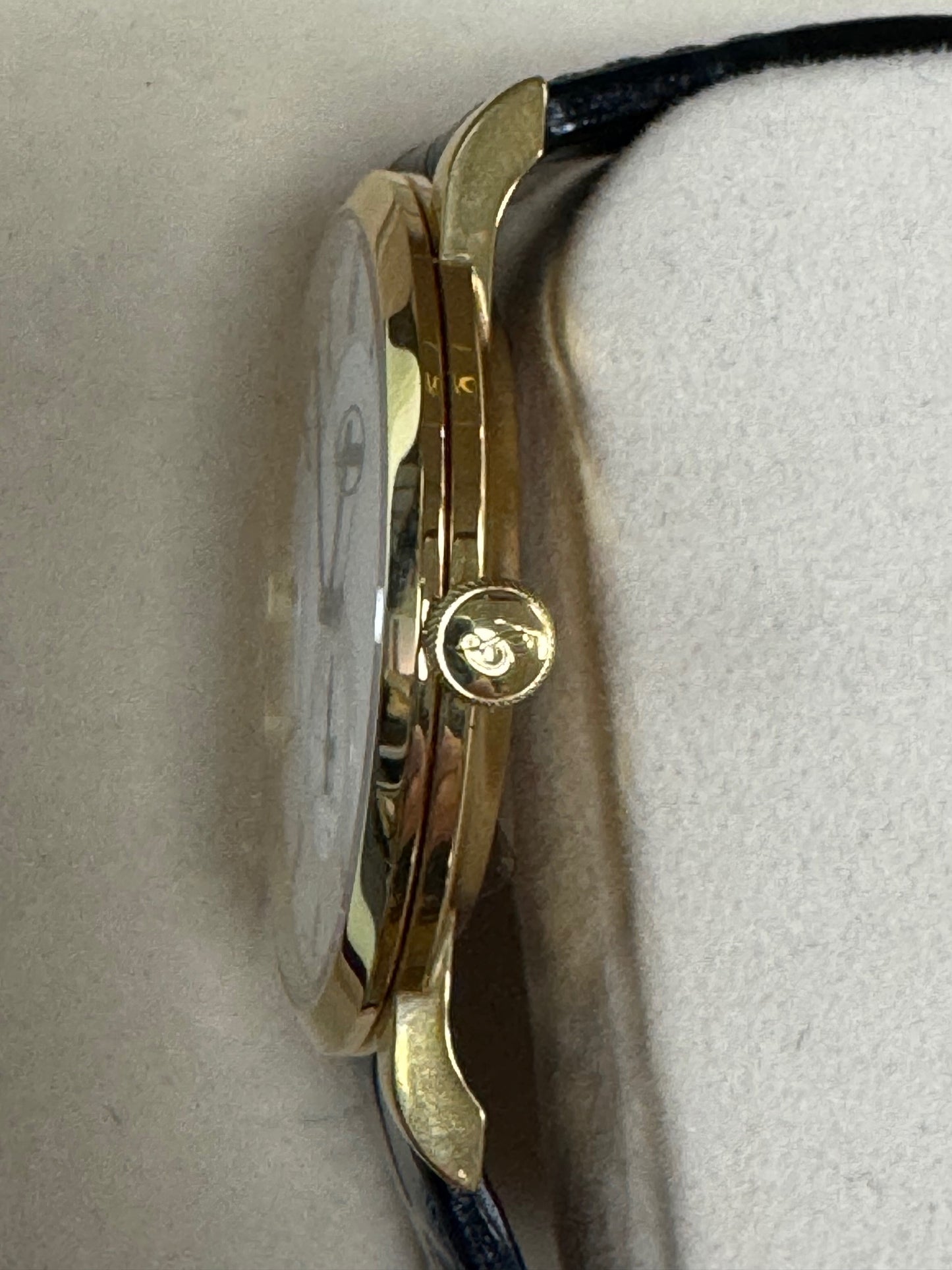 Buran Ultra Thin Swiss Made Mechanical Watch – New Old Stock
