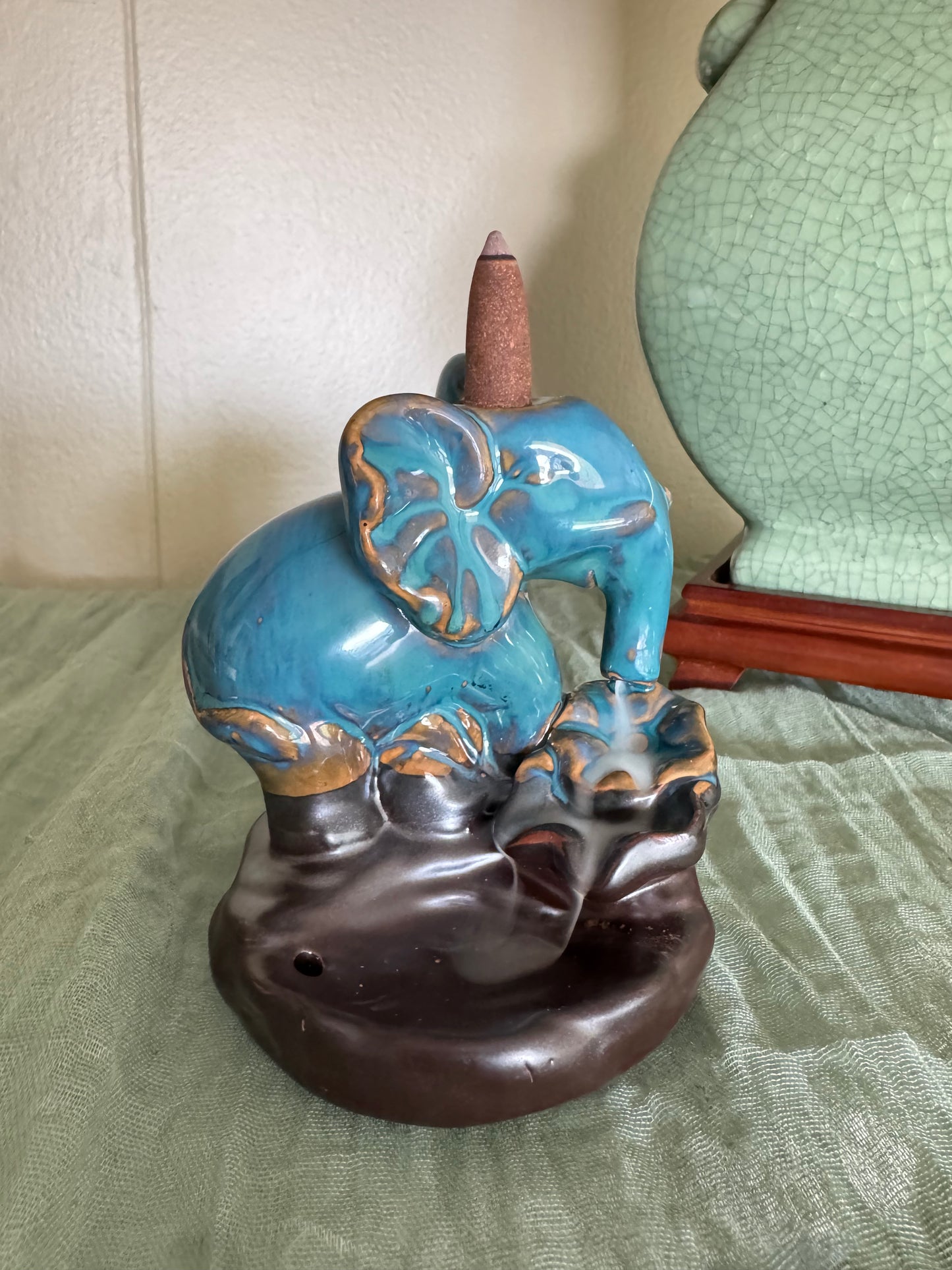 Ceramic Elephant Waterfall Incense Holder – Blue Glazed Decorative Elephant Figurine