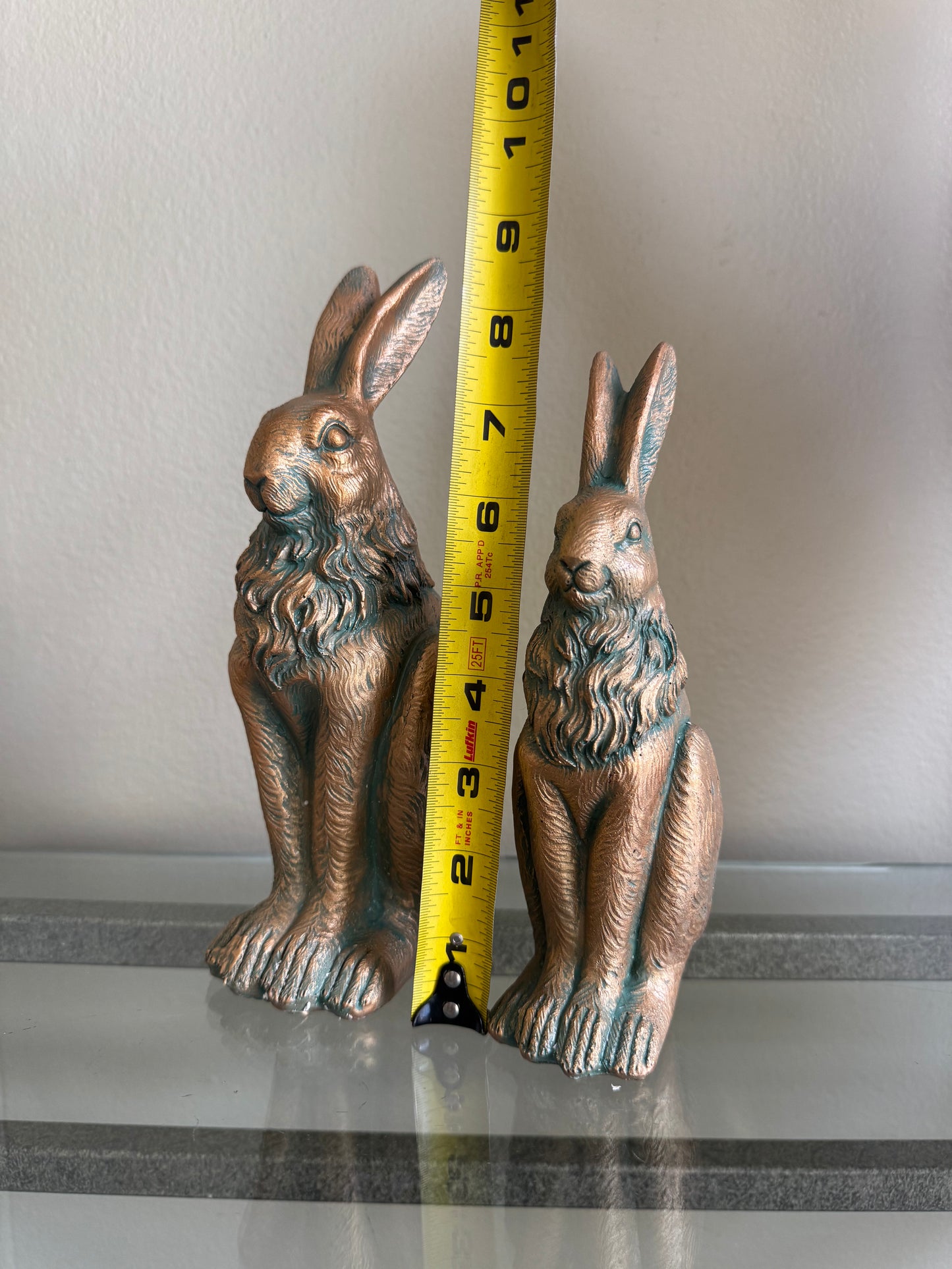 Set of 2 Resin Rabbit Figurines Bronze Finish Rustic Farmhouse Bunny Decor 9,8 ” Tall