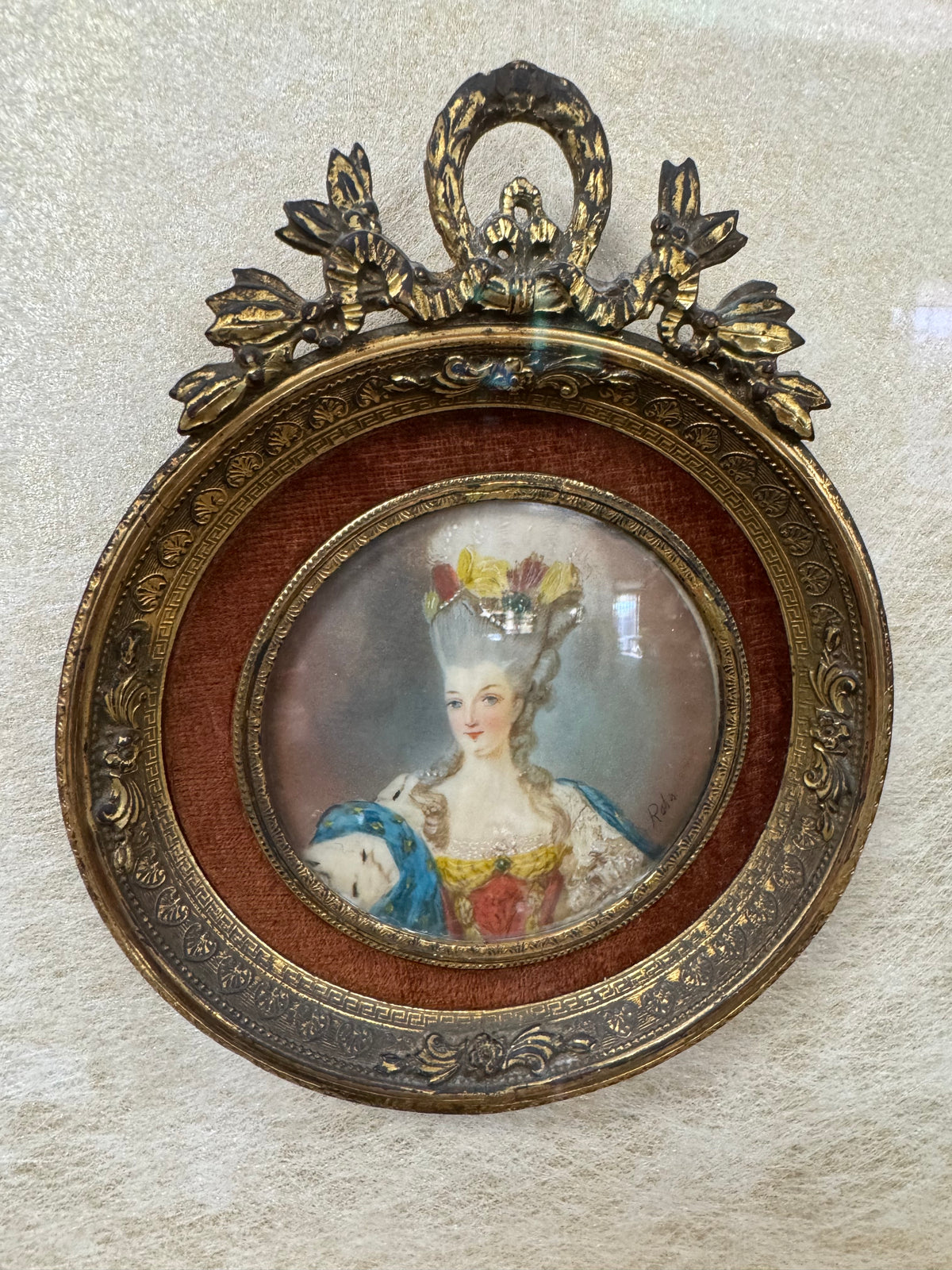 👑 Hand-Painted Porcelain Portraits – Marie Antoinette & Napoleon – Ornate Brass Frames