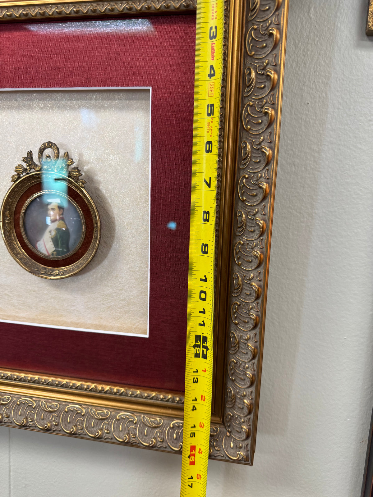 👑 Hand-Painted Porcelain Portraits – Marie Antoinette & Napoleon – Ornate Brass Frames