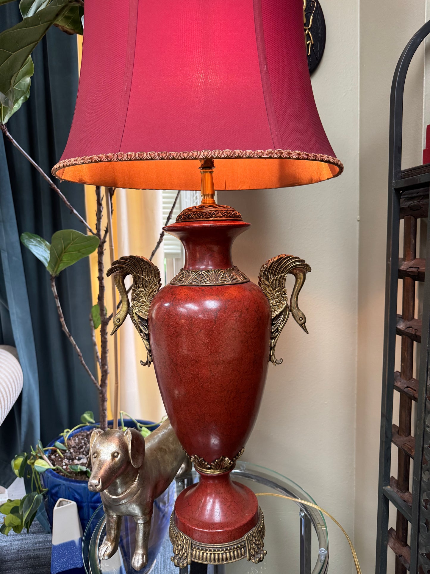 Large Vintage Red Ceramic Urn Table Lamp Swan Handles Brass Hollywood Regency 33” PICKUP