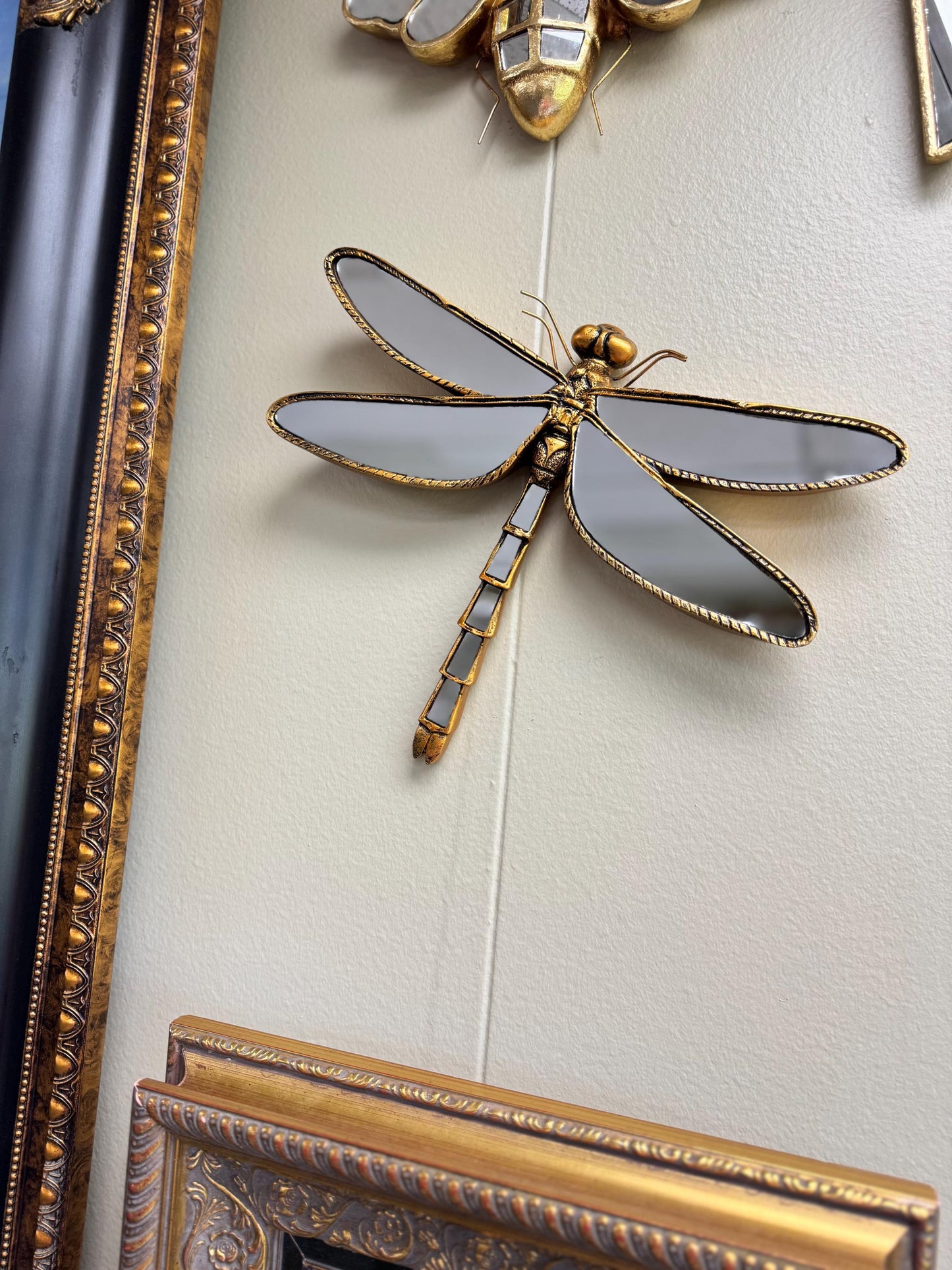Gold Dragonfly Wall Mirror Décor  Resin Insect Art  Brand New  12 x 9